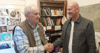 Media centar dobio vrijedan dar od Pera Radovića Pero Radovic i Goran Đurović