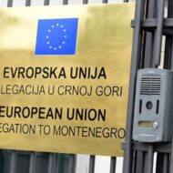 NVO pozvale EU da se angažuje u vezi sa primjenom medijskih zakona i imenovanjem članova Savjeta Agencije za audiovizuelne medijske usluge NVO pozvale EU da se angažuje u vezi sa primjenom medijskih zakona i imenovanjem članova Savjeta Agencije za audiovizuelne medijske usluge